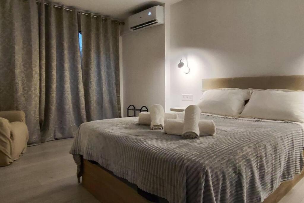 Oasis Apartment Валенсия Екстериор снимка