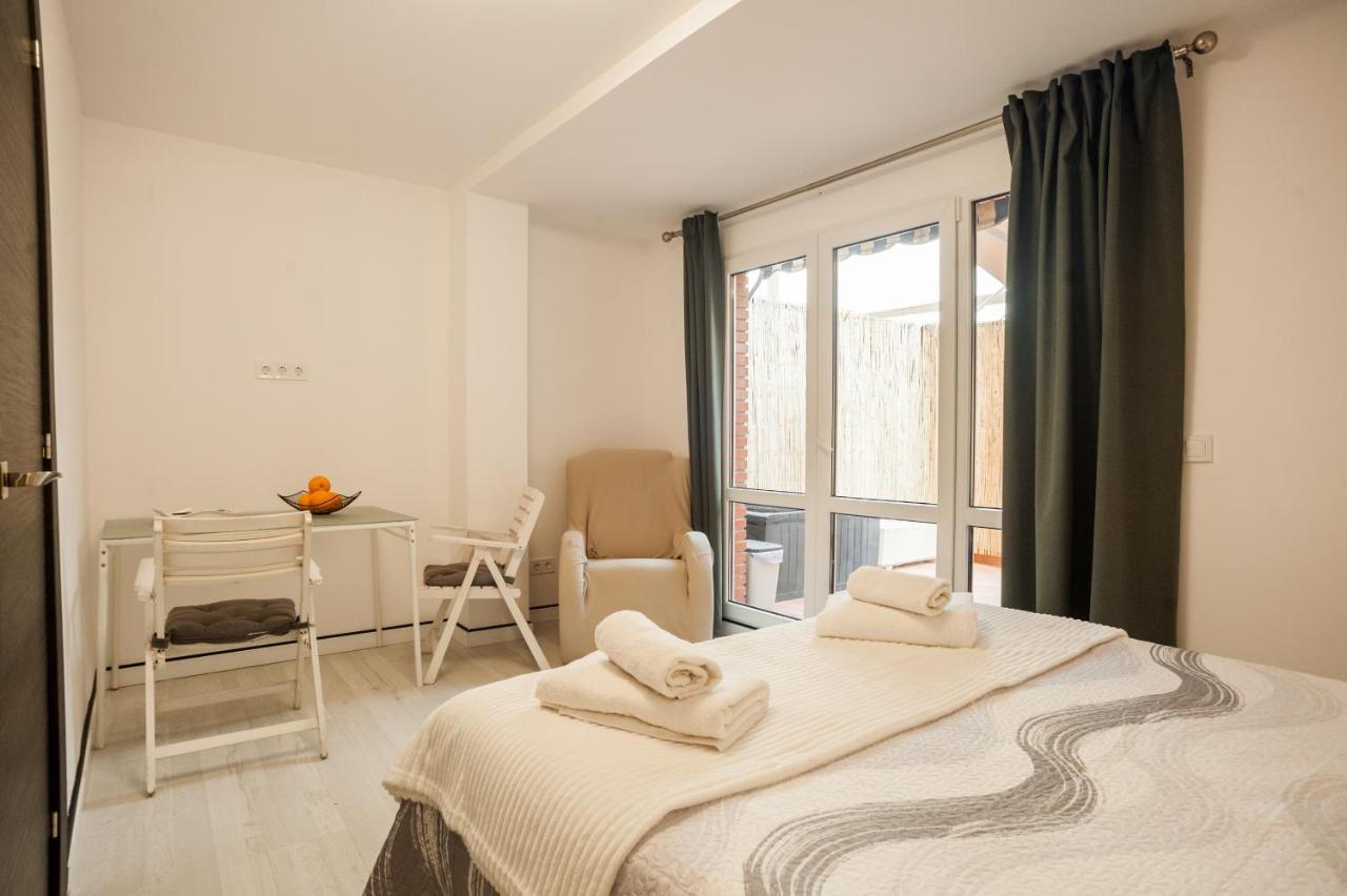 Oasis Apartment Валенсия Екстериор снимка