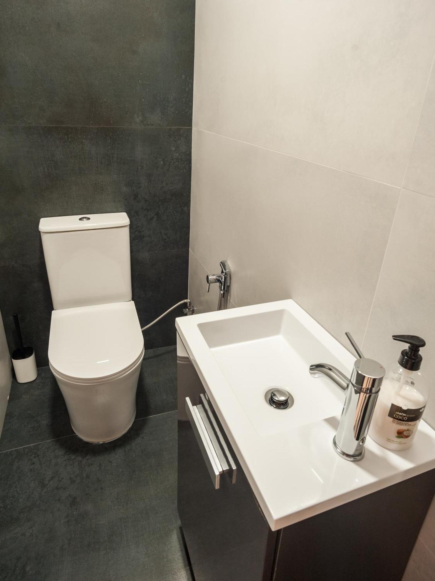 Oasis Apartment Валенсия Екстериор снимка