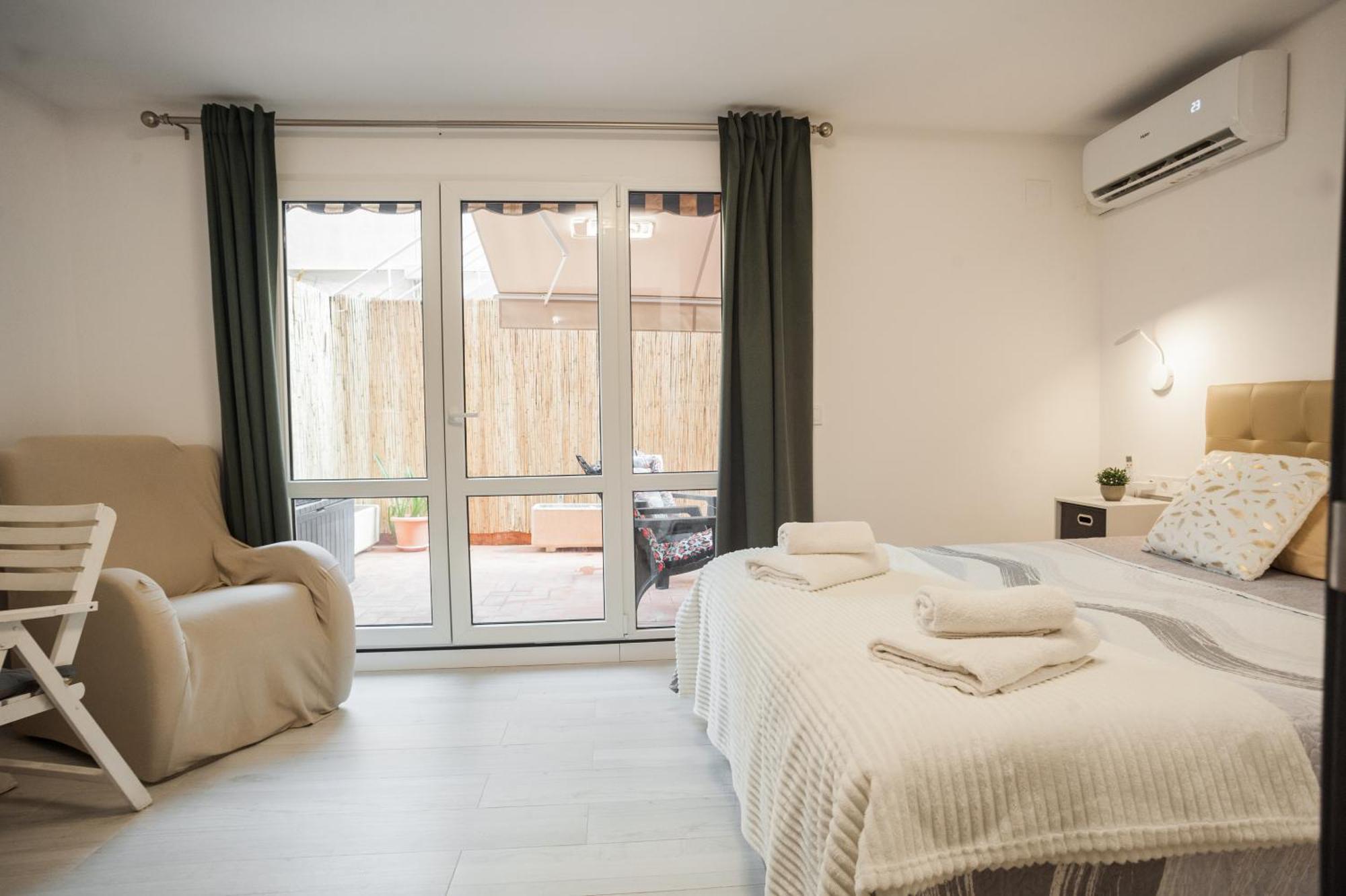 Oasis Apartment Валенсия Екстериор снимка